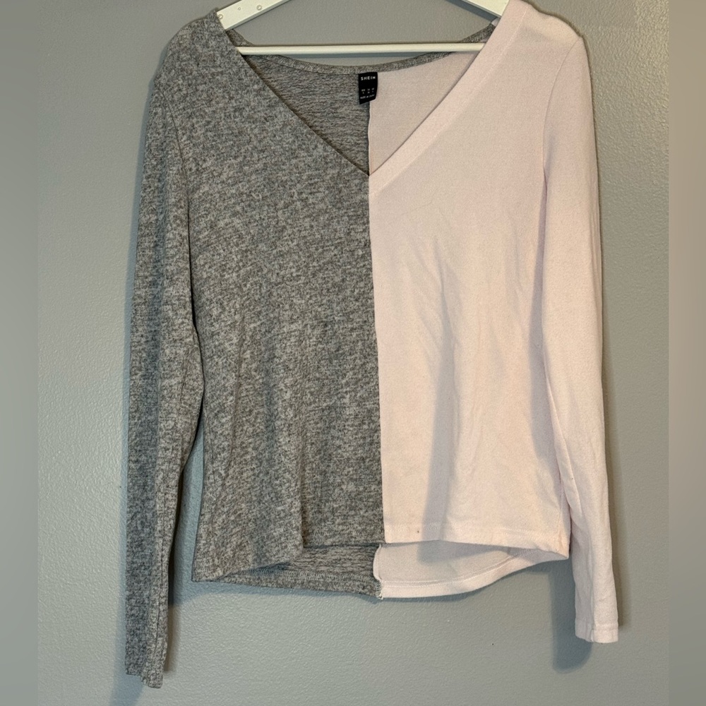Long Sleeve Shirt Grey and Pink Size: M